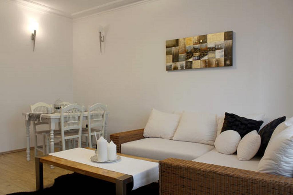 Apartment Argentinská 8 Praga Exterior foto